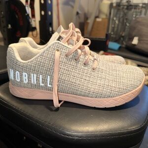 NOBULL size 9.5 women’s